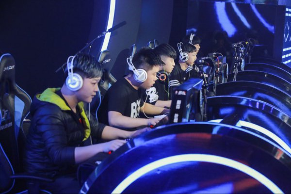 尤其是那些 尤其是那些