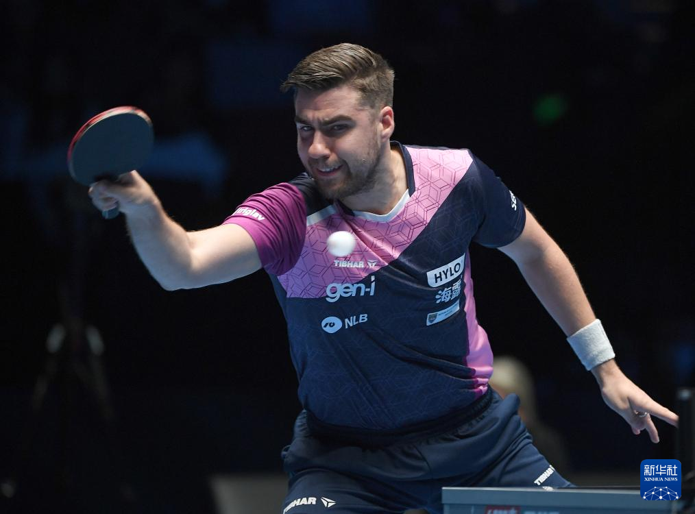 体育世预赛：内马尔伤退 巴西0-2不敌乌拉圭再遭败绩